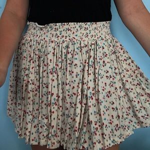 Flowy Flower Print Mini Skirt